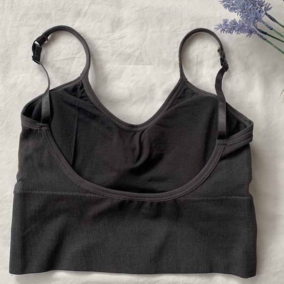 NWOT Crop bra top, charcoal grey, size S, “U” shape back, adjust straps - Picture 3 of 5